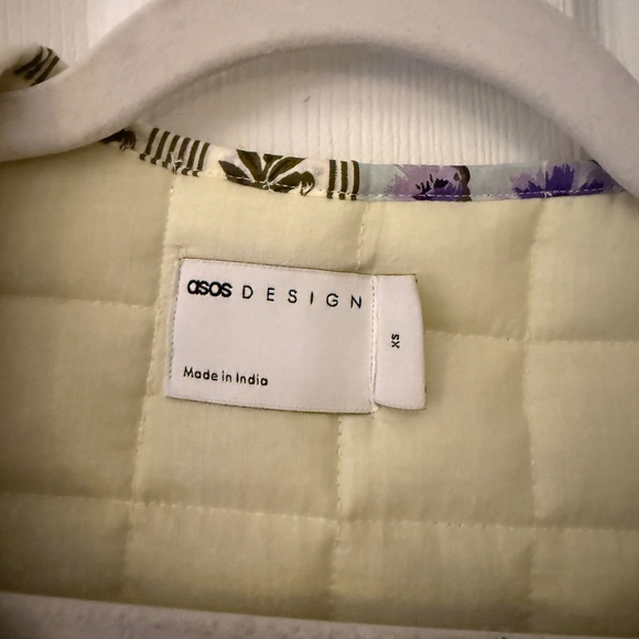 ASOS Design Quilted Vest - Picture 3 of 3